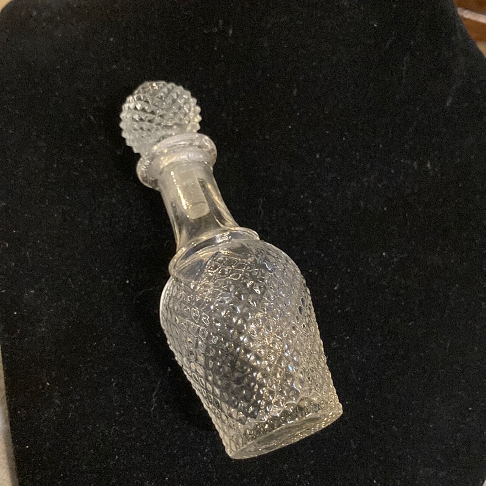 Vintage GTB perfume bottle / apothecary bottle with stopper